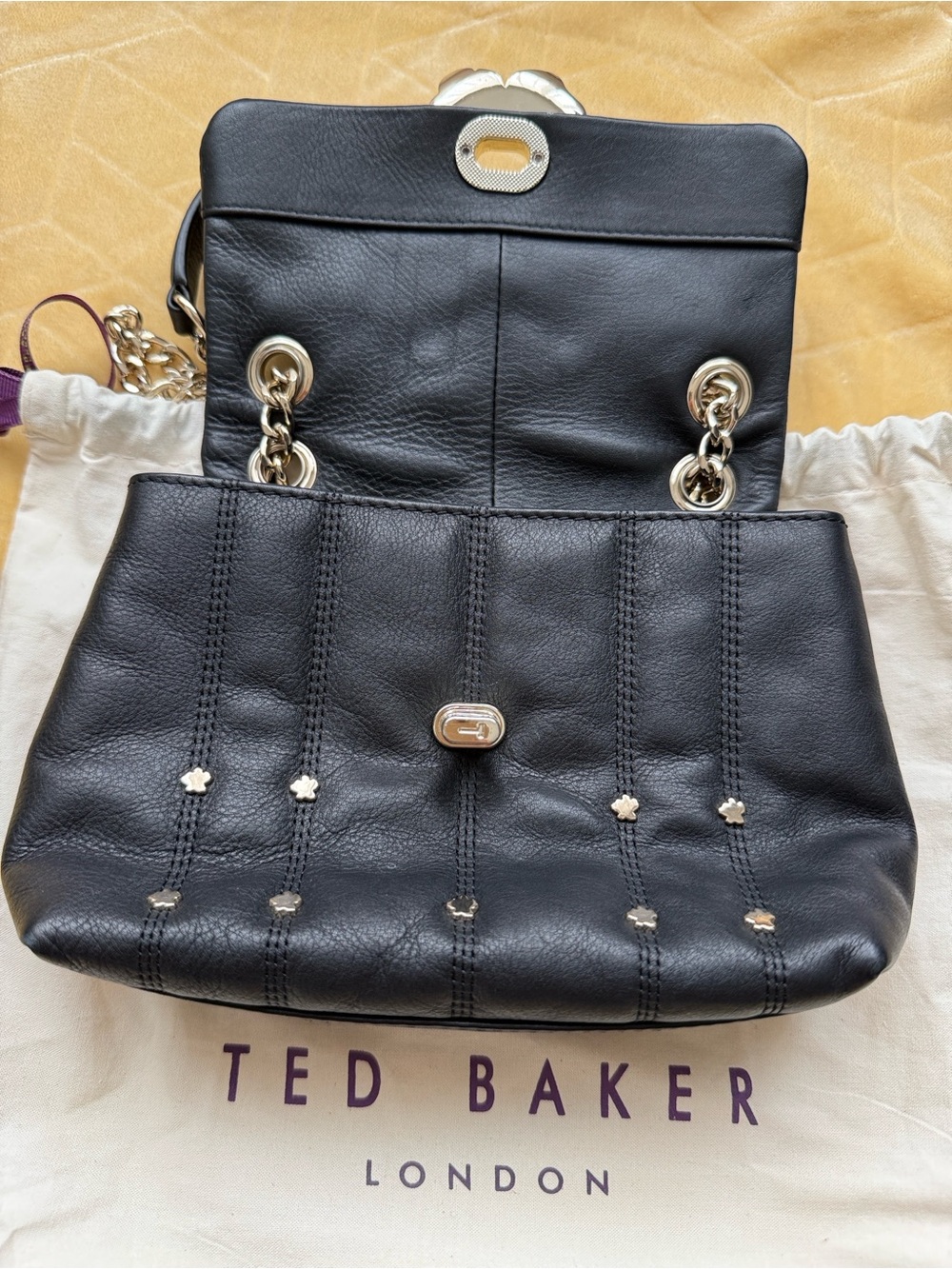 Ted Baker Black Leather Shoulder Bag with Gold Floral Turn-Lock - Picture 7 of 10